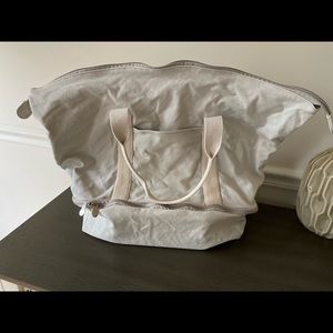 Lo and Sons Catalina weekender bag